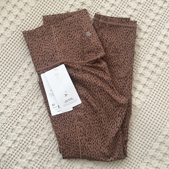 Athleta Salutation Stash 7/8 Tight - Picture 4 of 7